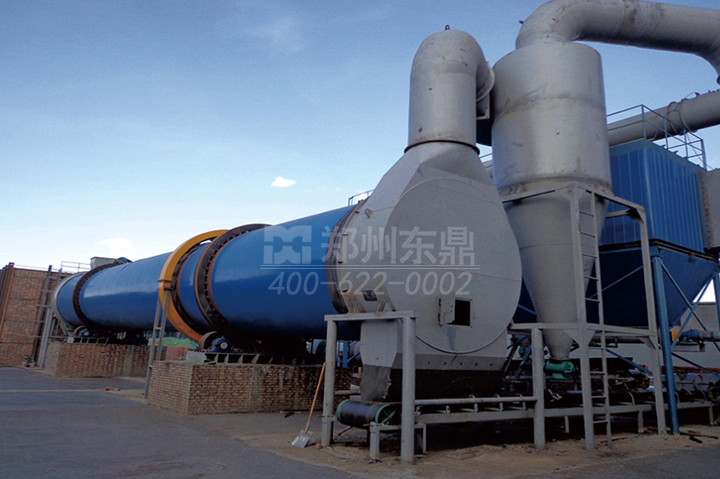 泥煤專用烘干機通過熱風與泥煤物料快速質熱交換，實現了固廢泥煤批量干化降水，改善了泥煤的儲裝運性能